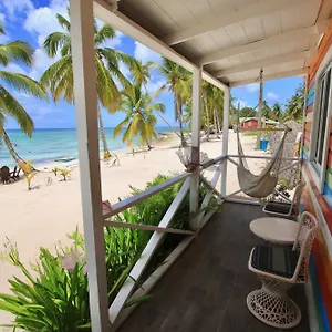 Bed and breakfast El Paraíso De Saona, Mano Juan
