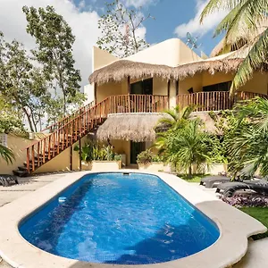 https://villas-akalan.allrivieramayahotels.com